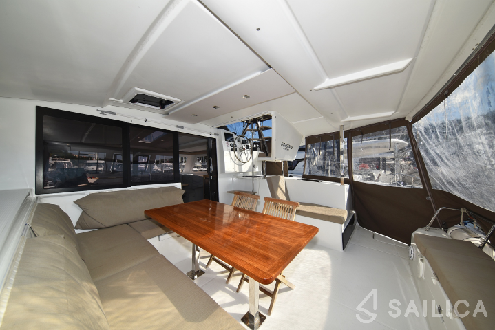 Lucia 40 - Yacht Charter Sailica