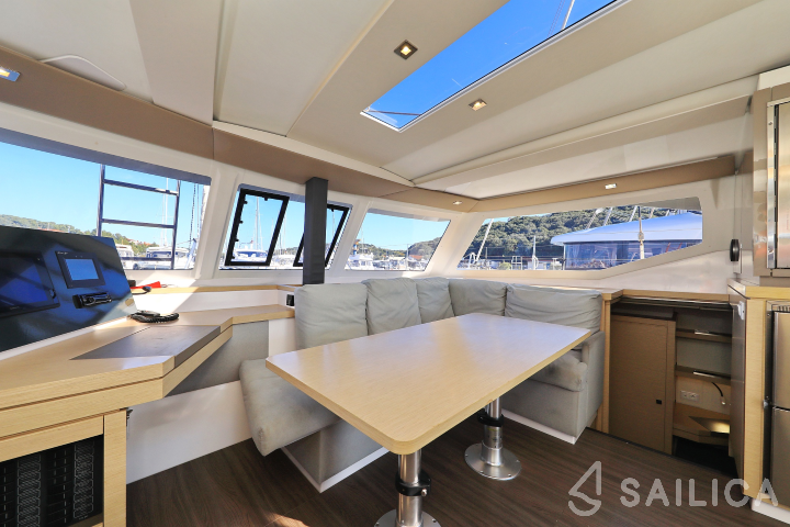Lucia 40 - Yacht Charter Sailica
