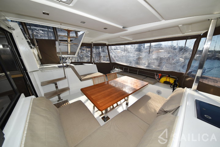 Lucia 40 - Yacht Charter Sailica