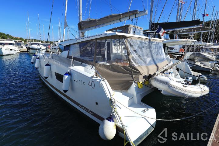 Lucia 40 - Yacht Charter Sailica