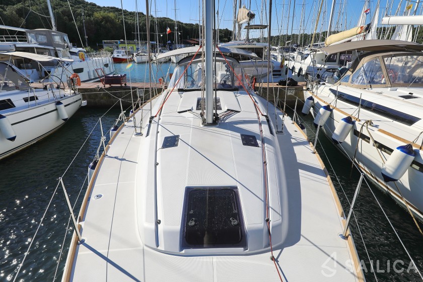 Sun Odyssey 449 - Yacht Charter Sailica
