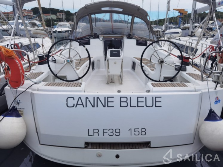 Sun Odyssey 449 - Yacht Charter Sailica