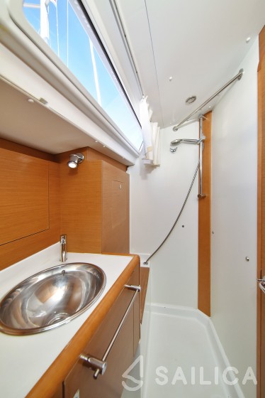 Sun Odyssey 449 - Yacht Charter Sailica
