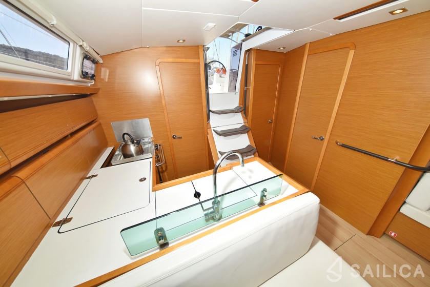 Sun Odyssey 449 - Yacht Charter Sailica