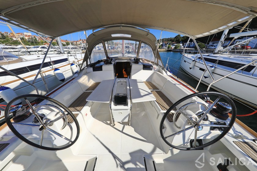 Sun Odyssey 449 - Yacht Charter Sailica