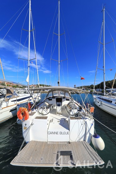 Sun Odyssey 449 - Yacht Charter Sailica
