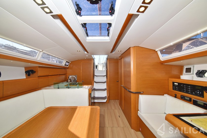 Sun Odyssey 449 - Yacht Charter Sailica