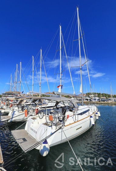 Sun Odyssey 449 - Yacht Charter Sailica