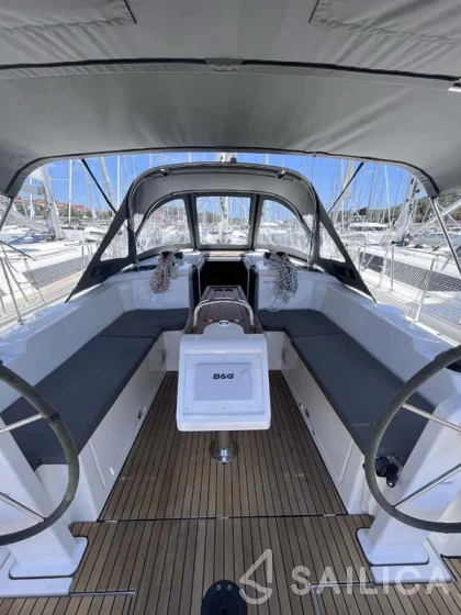 Bavaria C38 - Yacht Charter Sailica