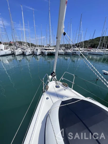 Bavaria C38 - Yacht Charter Sailica