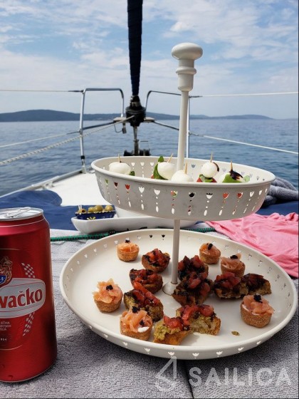 Bavaria 44 - Yacht Charter Sailica