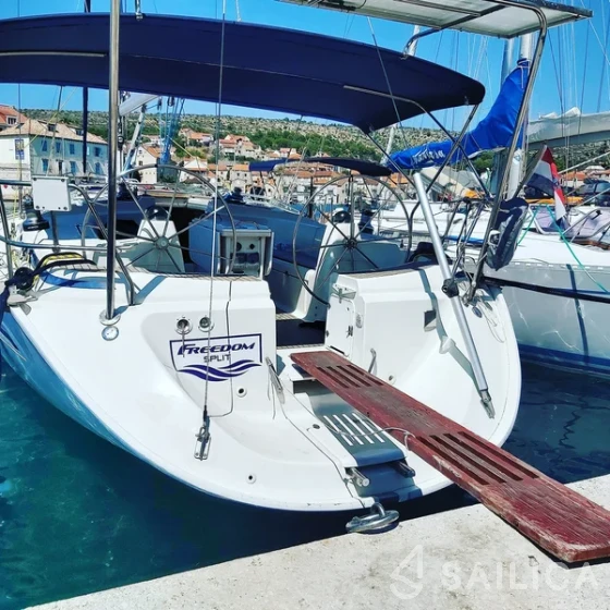 Bavaria 44 - Yacht Charter Sailica