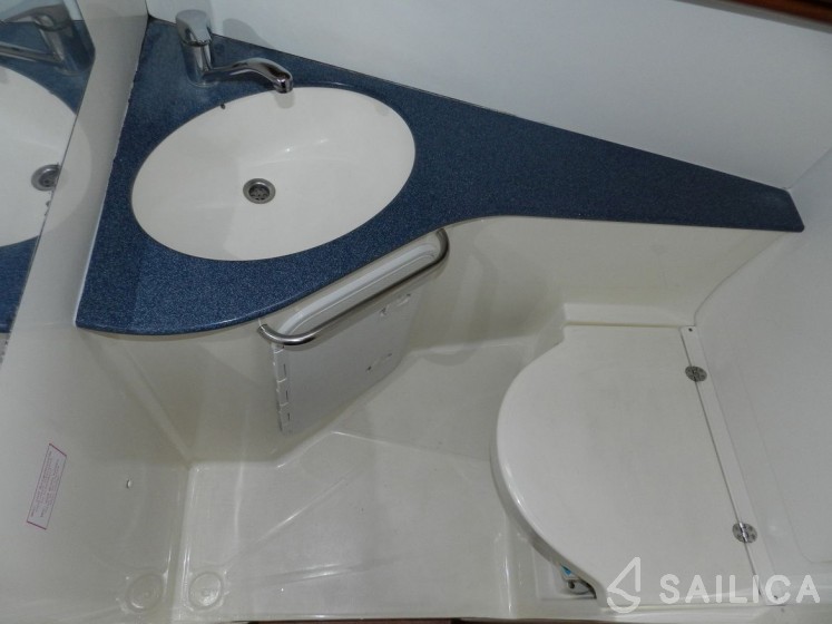 Bavaria 44 - Yacht Charter Sailica