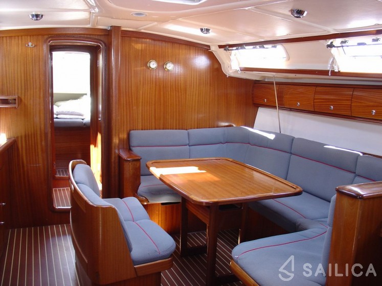 Bavaria 44 - Yacht Charter Sailica