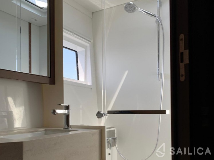 Lagoon 46  - Yacht Charter Sailica