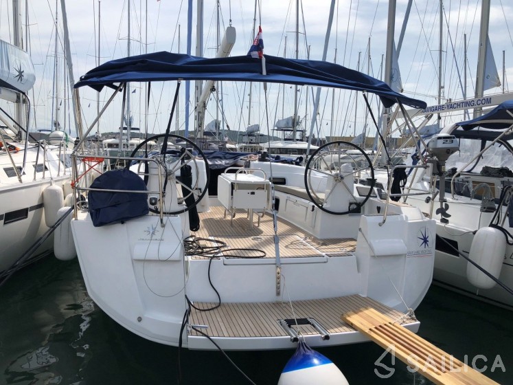 Sun Odyssey 519 - Yacht Charter Sailica