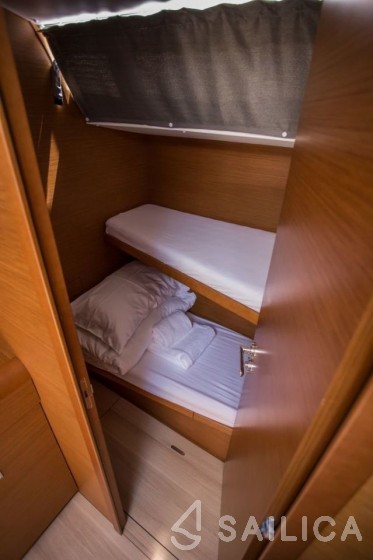 Sun Odyssey 519 - Yacht Charter Sailica