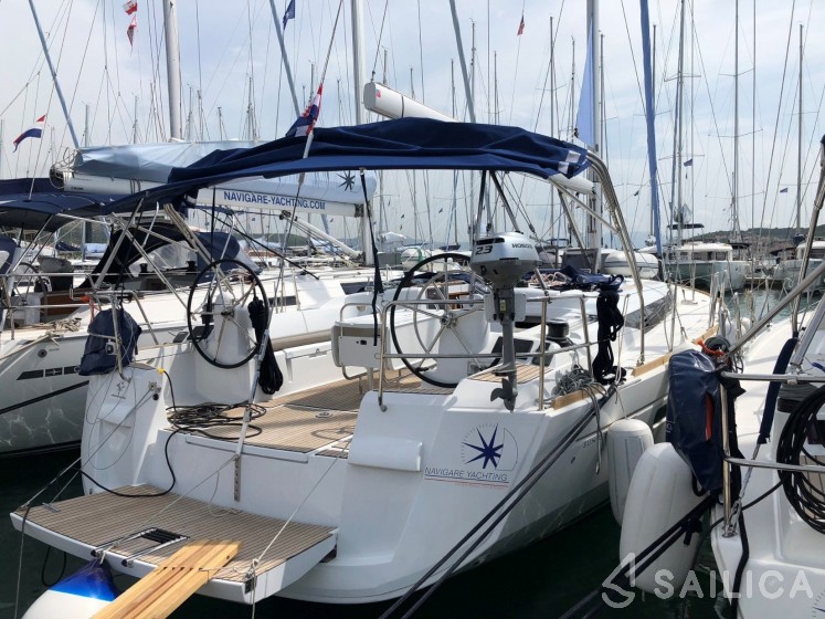 Sun Odyssey 519 - Yacht Charter Sailica