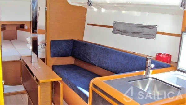 Sun Odyssey 349 - Yacht Charter Sailica