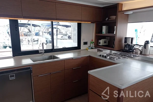 Lagoon 46  - Yacht Charter Sailica