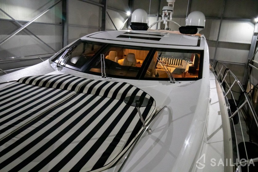 Sunseeker Predator 72 - Yacht Charter Sailica