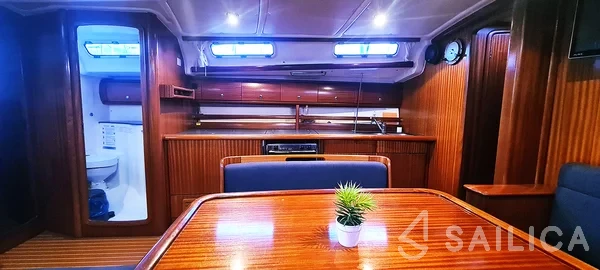 Bavaria 44 - Yacht Charter Sailica