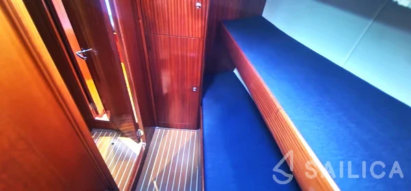 Bavaria 44 - Yacht Charter Sailica