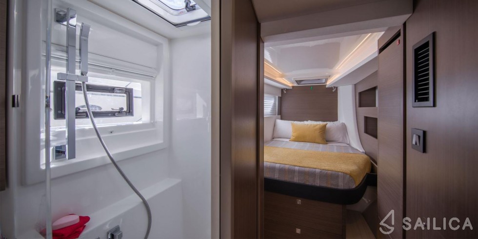 Leopard 42 - Yacht Charter Sailica