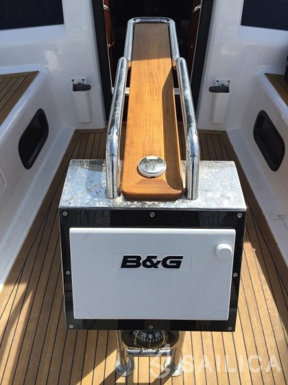 Hanse 415 - Yacht Charter Sailica