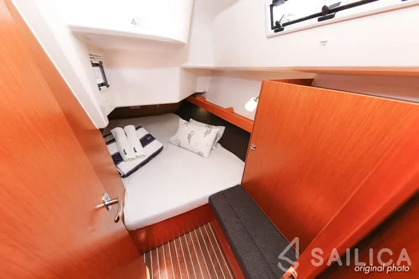 Bavaria 37 Cruiser - Yacht Charter Sailica