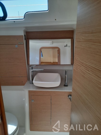 Dufour 390 - Yacht Charter Sailica