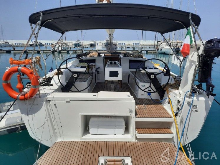 Dufour 390 - Yacht Charter Sailica