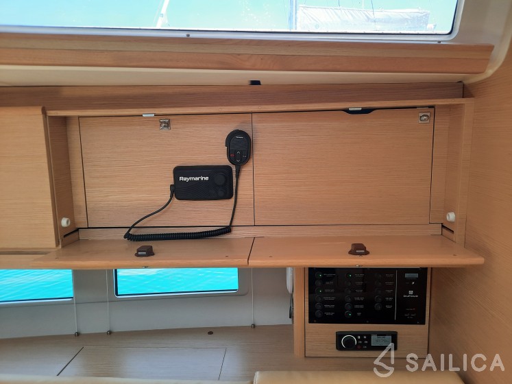 Dufour 390 - Yacht Charter Sailica