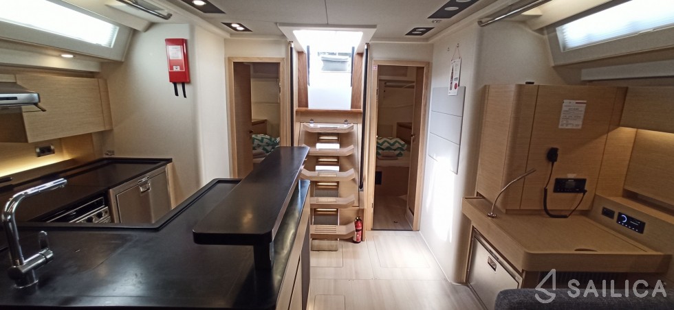 Hanse 588 - Yacht Charter Sailica