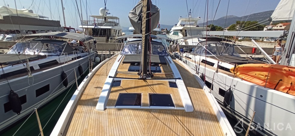 Hanse 588 - Yacht Charter Sailica