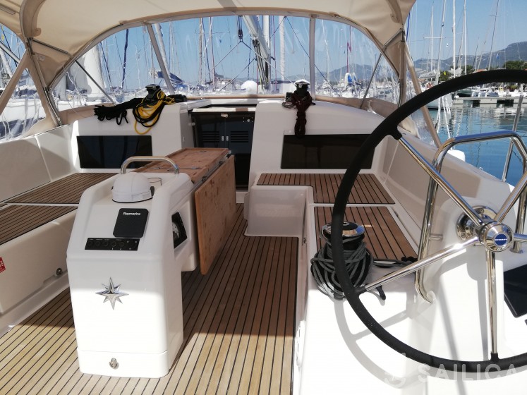 Sun Odyssey 490 - Yacht Charter Sailica