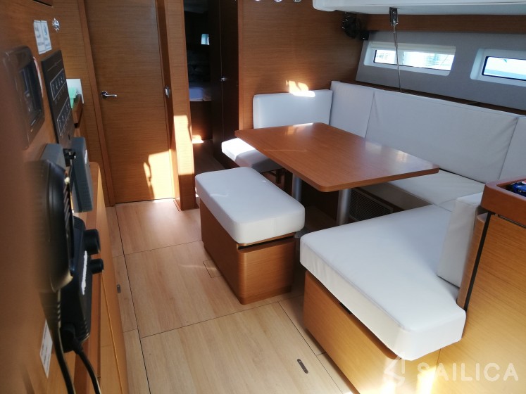 Sun Odyssey 490 - Yacht Charter Sailica