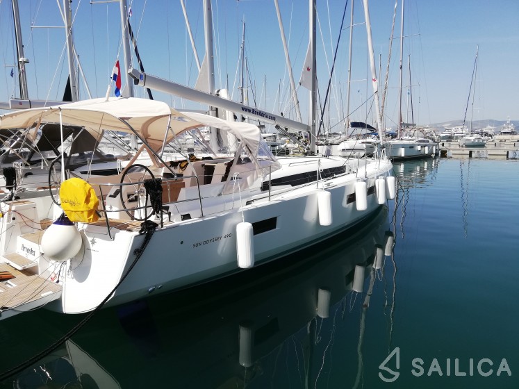 Sun Odyssey 490 - Yacht Charter Sailica