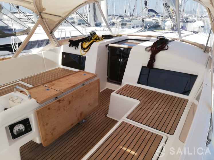 Sun Odyssey 490 - Yacht Charter Sailica