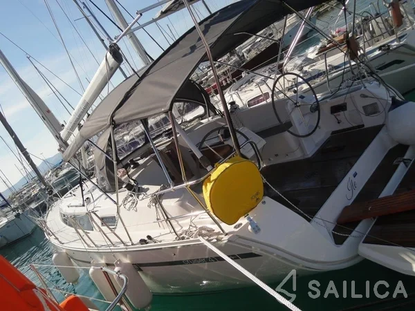 Bavaria 41 Cruiser - Yacht Charter Sailica
