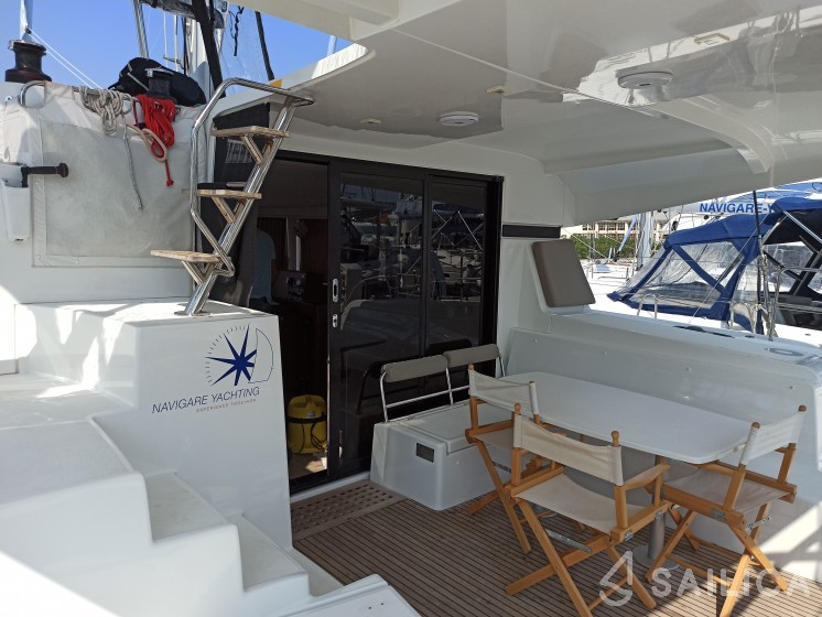 Lagoon 42 - Yacht Charter Sailica