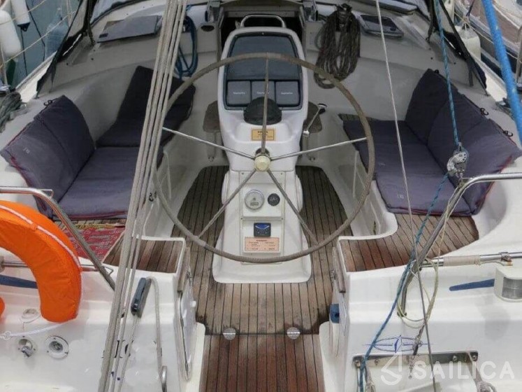 Bavaria 39 Cruiser - Yacht Charter Sailica