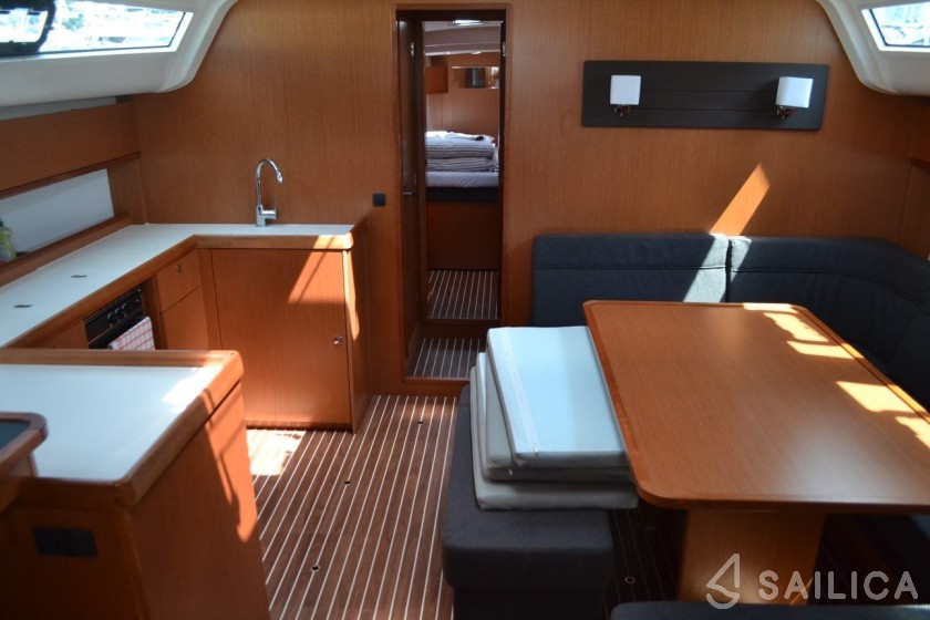 Bavaria 51 Cruiser - Yacht Charter Sailica