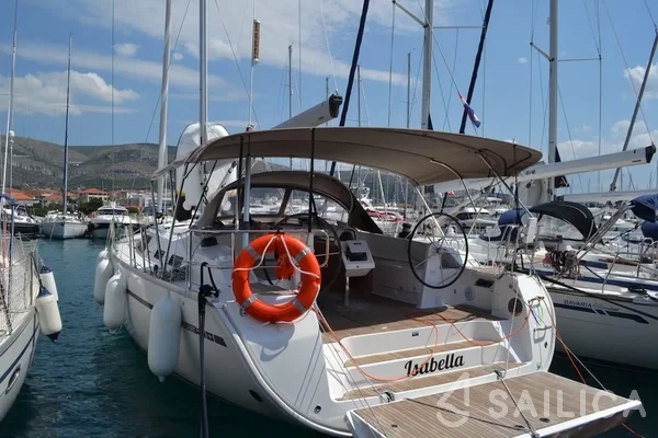 Bavaria 51 Cruiser - Yacht Charter Sailica