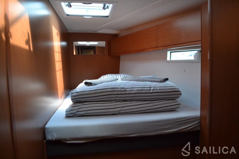 Bavaria 51 Cruiser - Yacht Charter Sailica