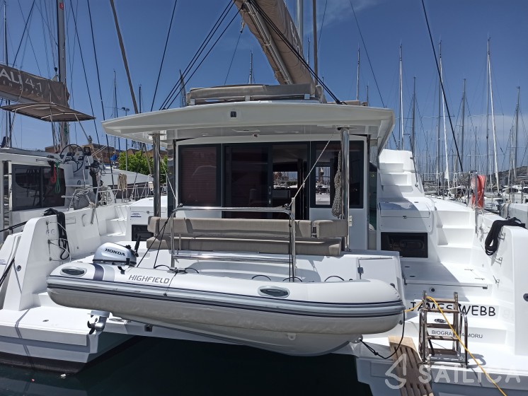 Bali 4.4 - Yacht Charter Sailica