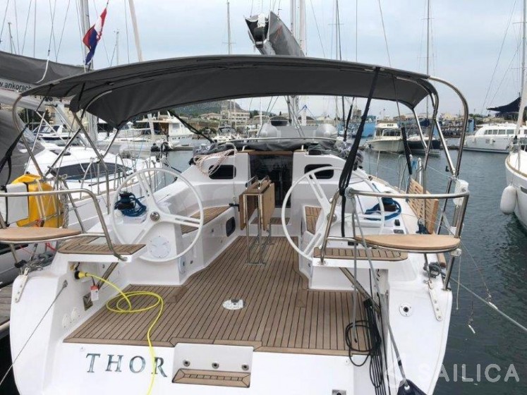 Elan 40 Impression - Yacht Charter Sailica