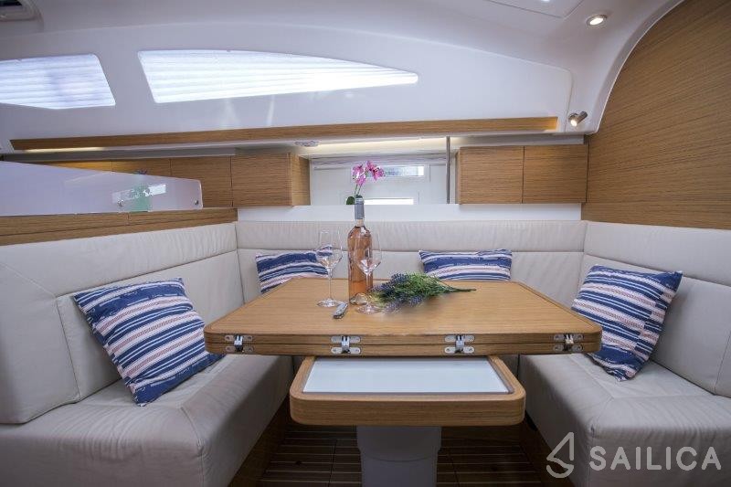 Elan 40 Impression - Yacht Charter Sailica