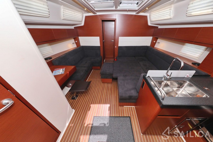 Hanse 458 - Yacht Charter Sailica