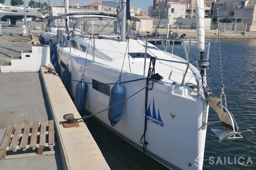 Sun Odyssey 410 - Yacht Charter Sailica